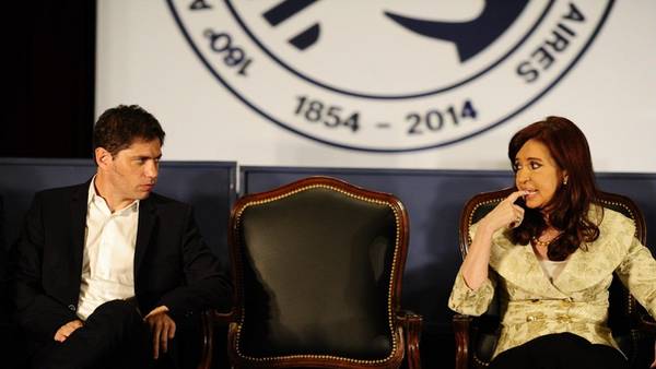 CFK se chupa el dedo y Kichi