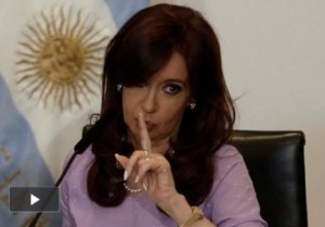 cfk silencio 02