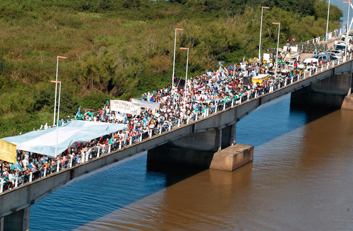 Gualeguaychú puente internacional