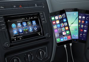 conectividad celular automovil